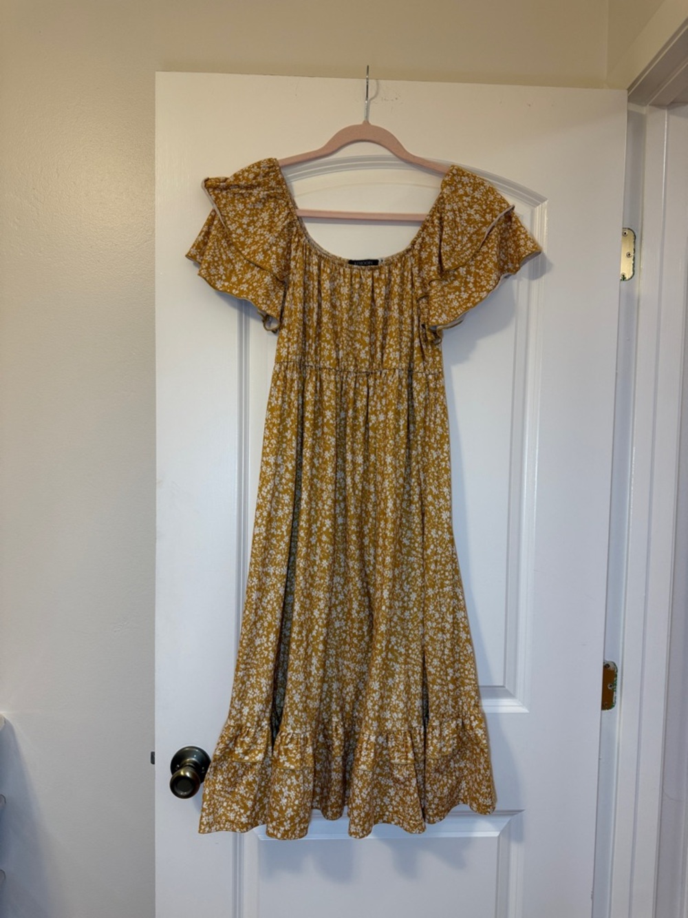 Floral Midi Maternity/Nursing Dress in Mustard Sz M